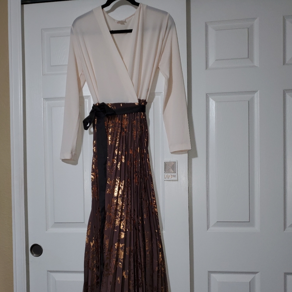 Lularoe elegant Deanne wrap dress